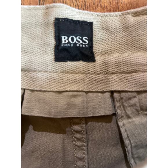 HUGO BOSS Schino Shorts Mens Casual Khaki Chino Size 34 Slim Fit - Picture 3 of 8